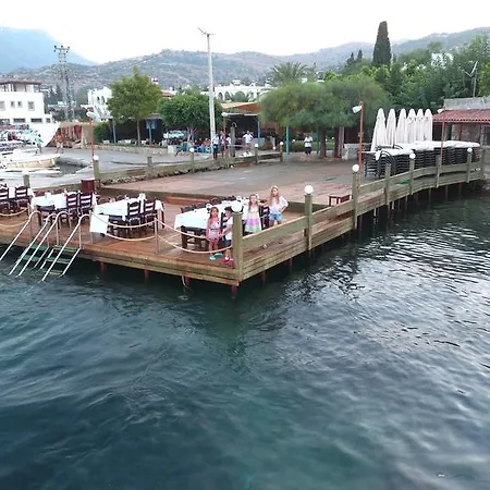 Hotel Velena *